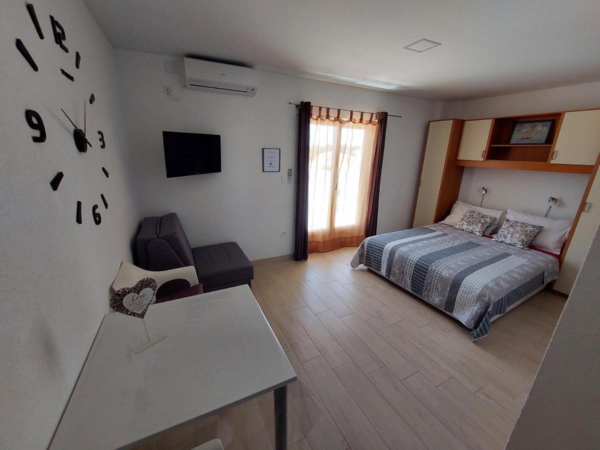 Apartments Matic บาชกาโวดา ภายนอก รูปภาพ