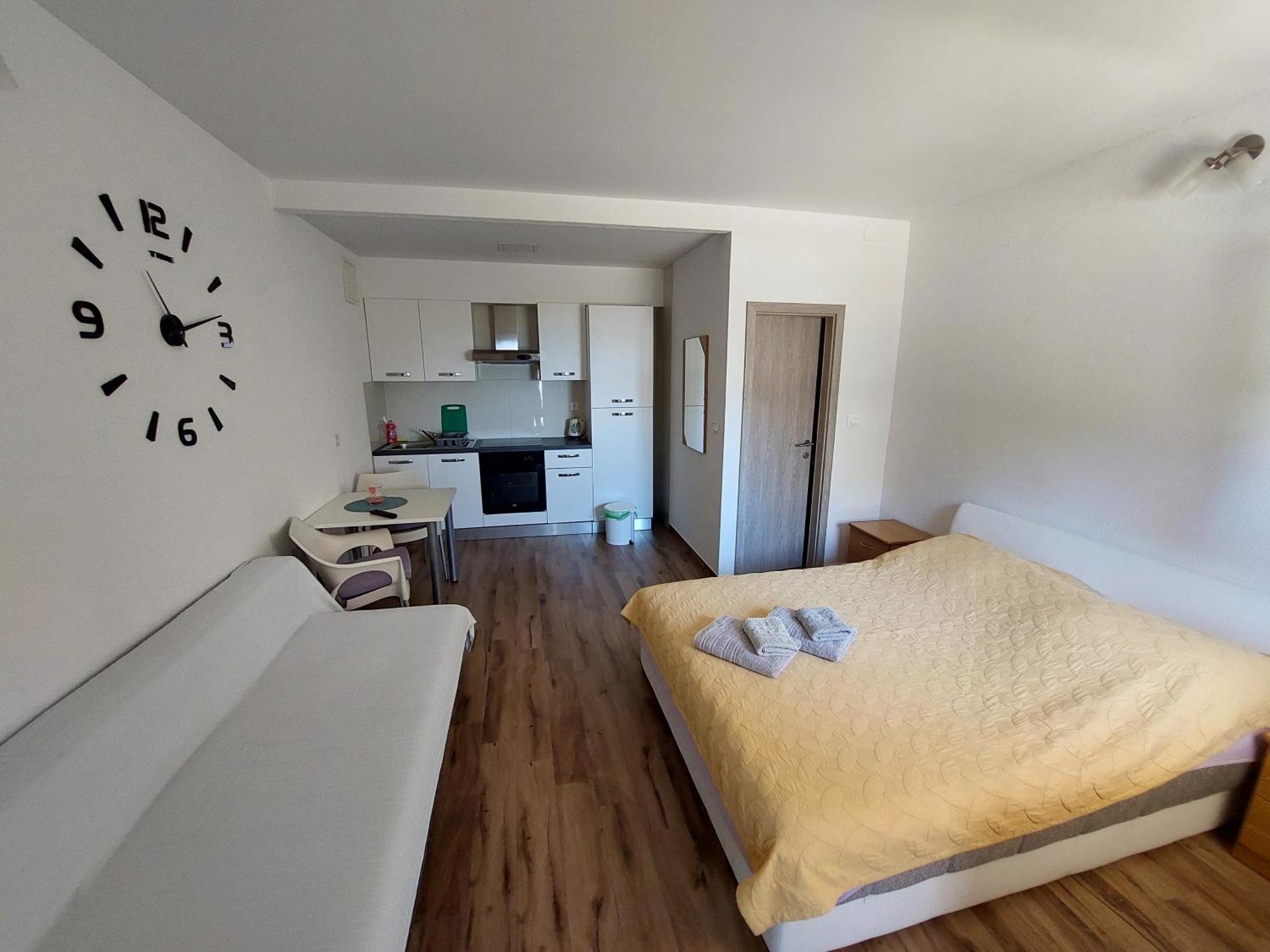 Apartments Matic บาชกาโวดา ห้อง รูปภาพ
